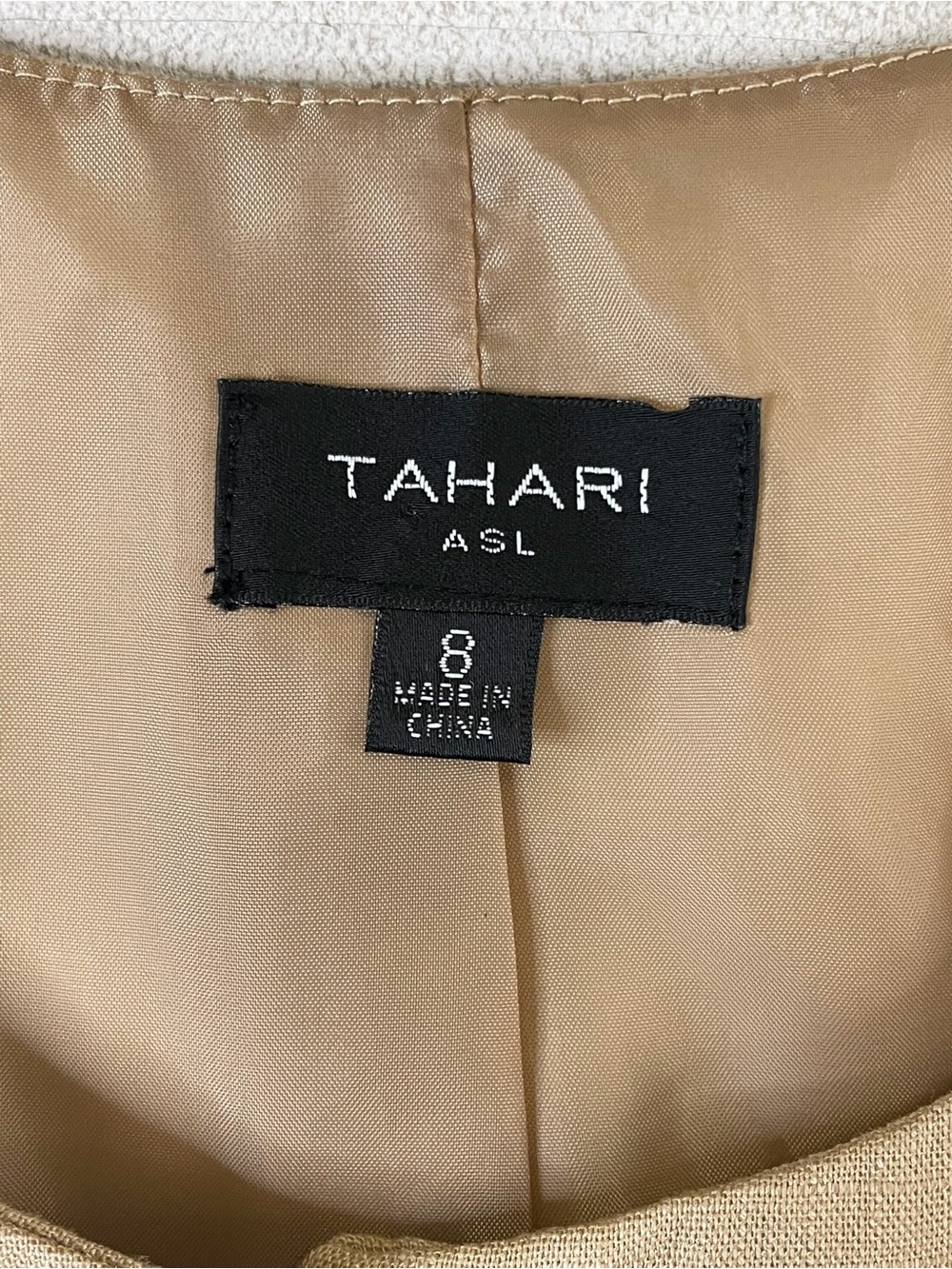 Tahari ASL Beige Tan Button-Front Lined Vest Blazer Size 8 - Picture 4 of 10